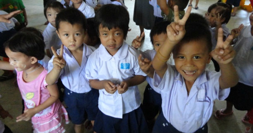 Moung Phyak: Internato - Jardim de Infância - Serviços Pastorais