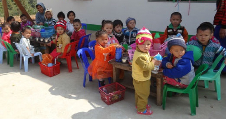 MOUNG YONG: Boarding – Escuela maternal – Servicios pastorales